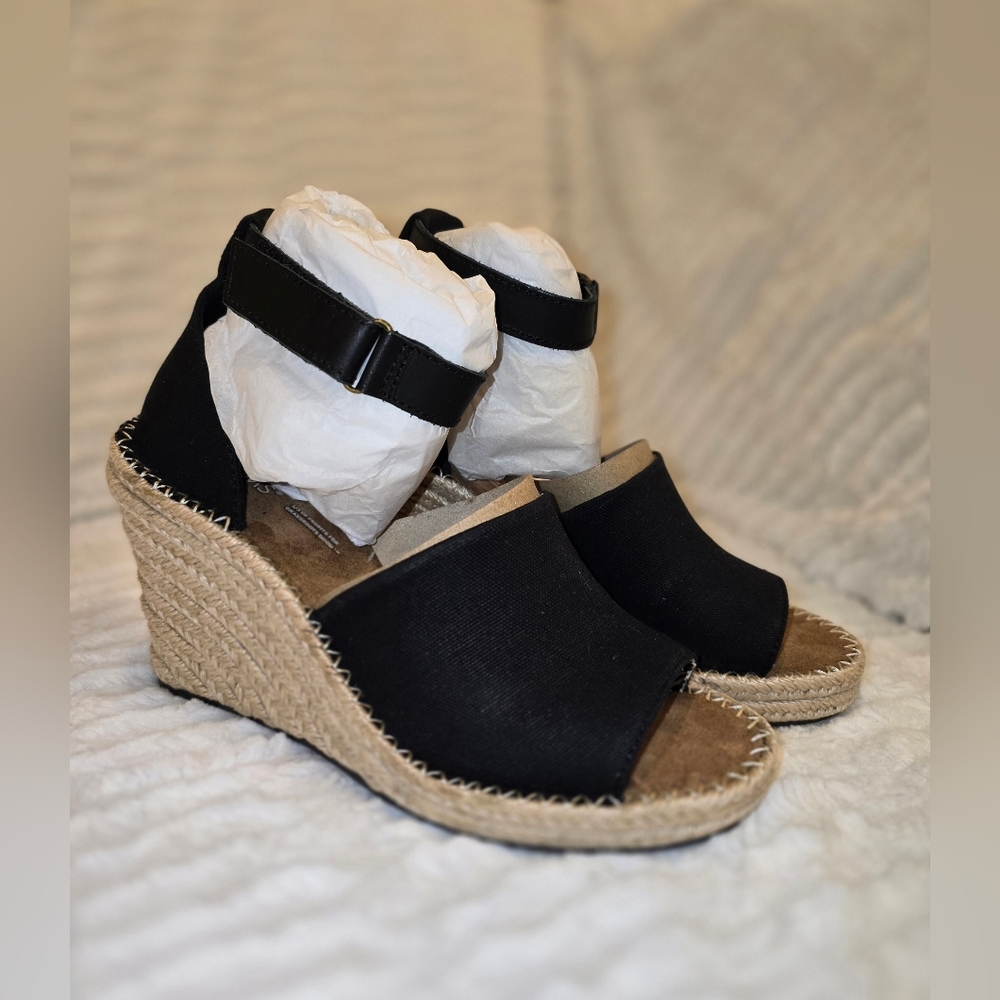 Toms Marisol Black Wedge Sandals - NEW IN BOX - Picture 6 of 8